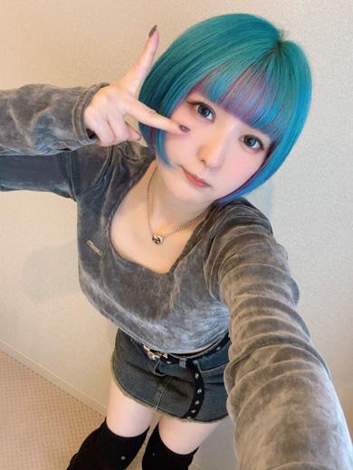 赤崎花梨イメージ画像①サムネイル